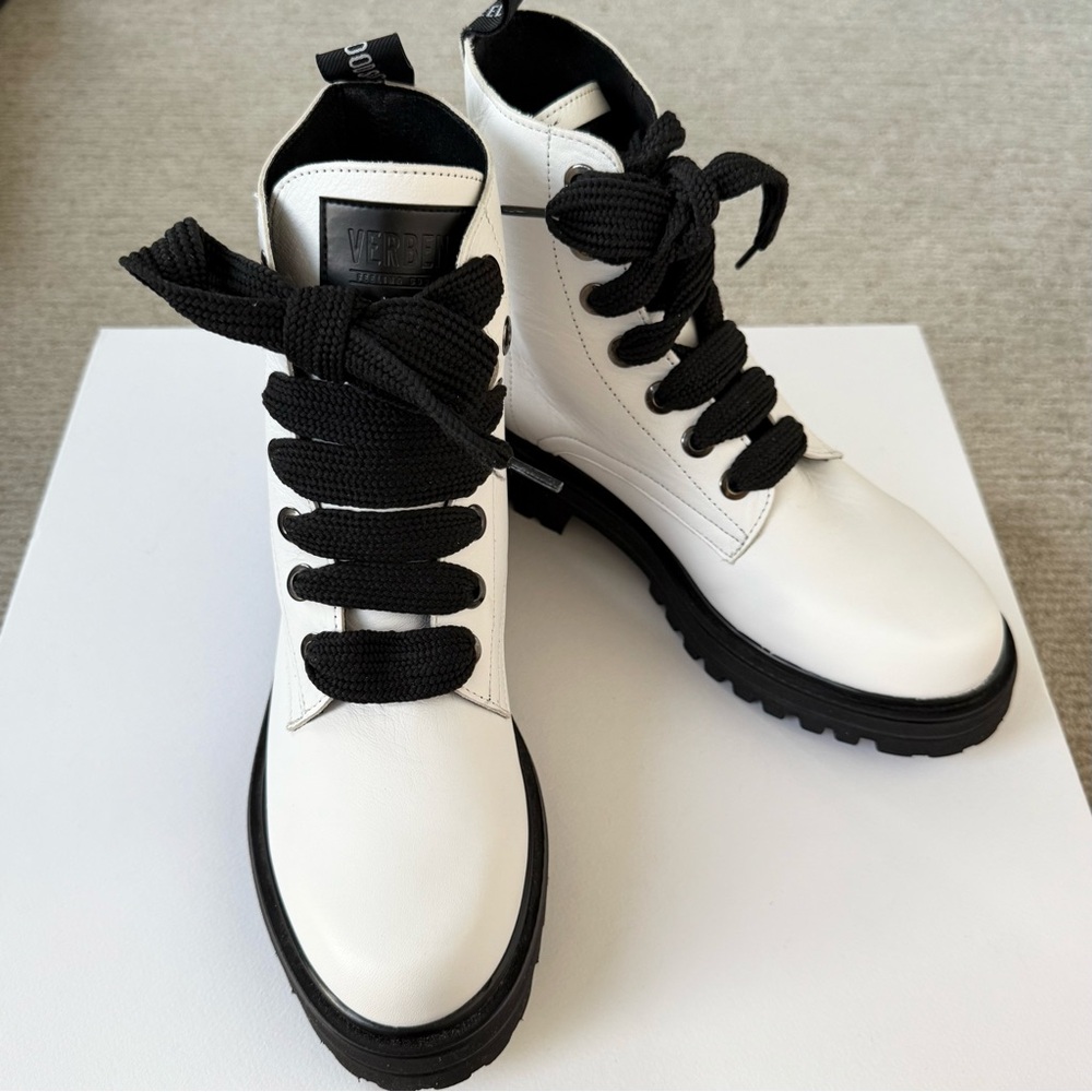 White Combat Brand New Boots. Real leather. 37 size, true to size.